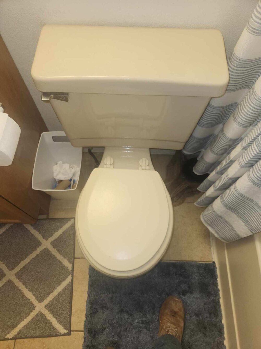 toilet leak repair in pueblo